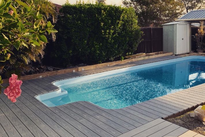 Pool deck