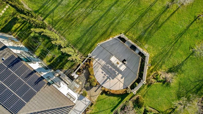 Birds eye view of composite deck and yard