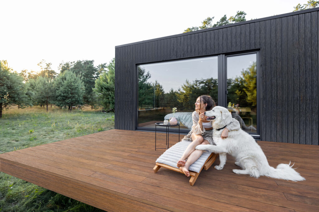 Alternative decking has aesthetic appeal